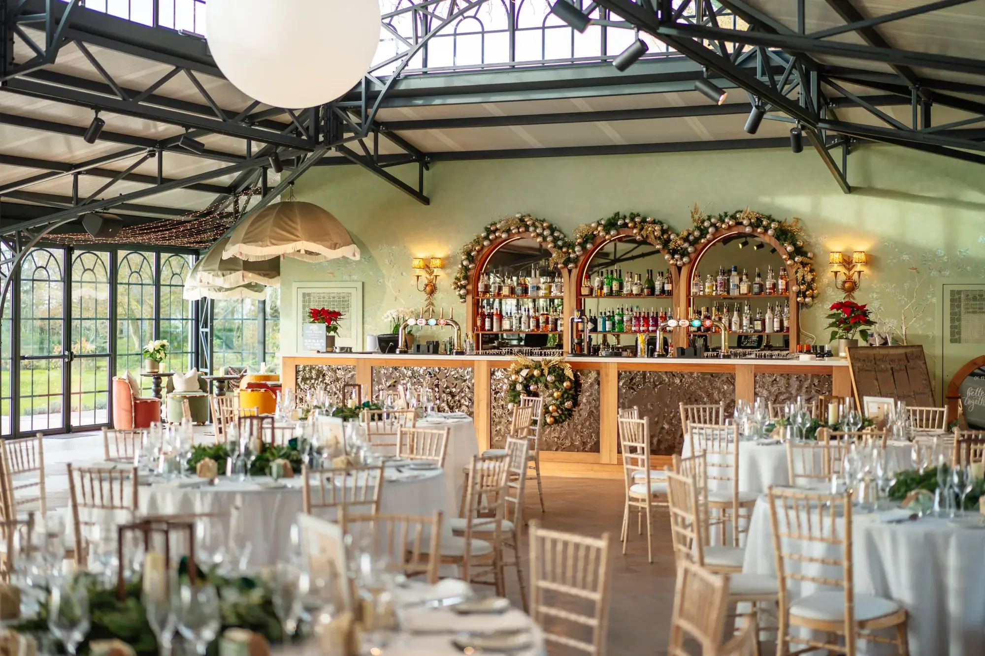 high-house-exclusive-wedding-event-venue-chelmsford-gd-photographer-festive-christmas-catriona-finbar-9-2000