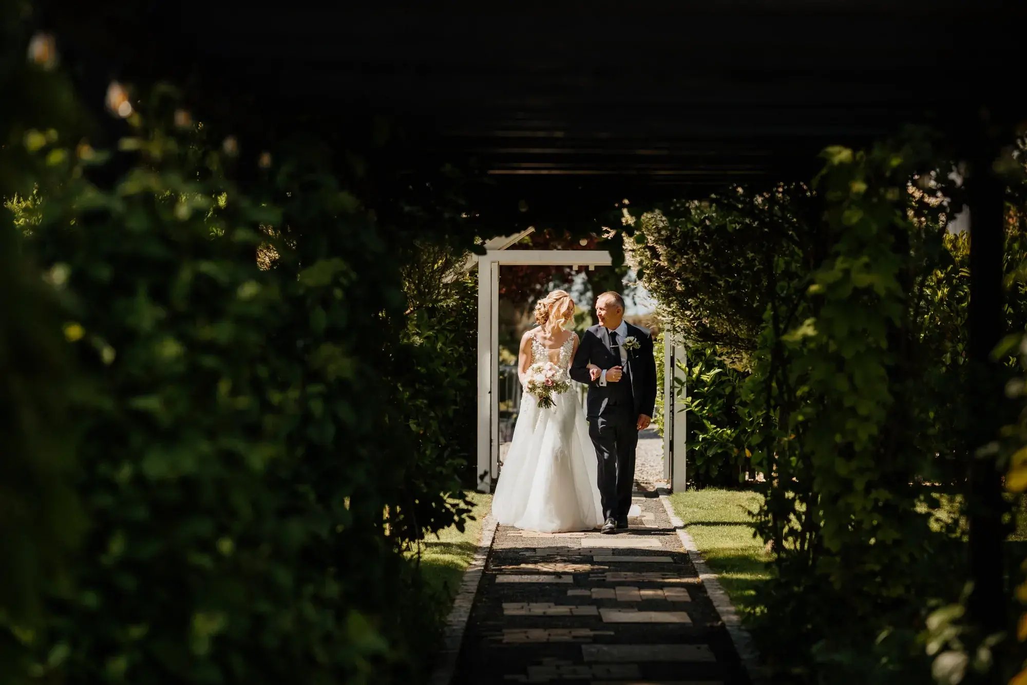 high-house-weddings-exclusive-events-venue-pure-image-photography-louise-sam-23-2000x1333