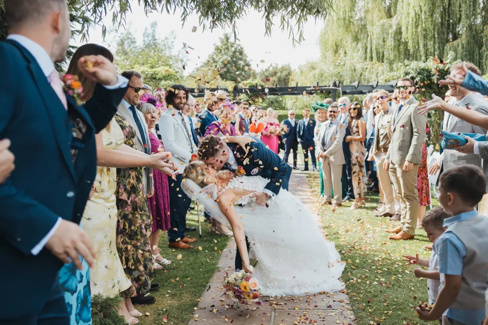 high-house-exclusive-wedding-event-venue-chelmsford-by-fizzy-photography-laura-matt-r2-1-1600x1067