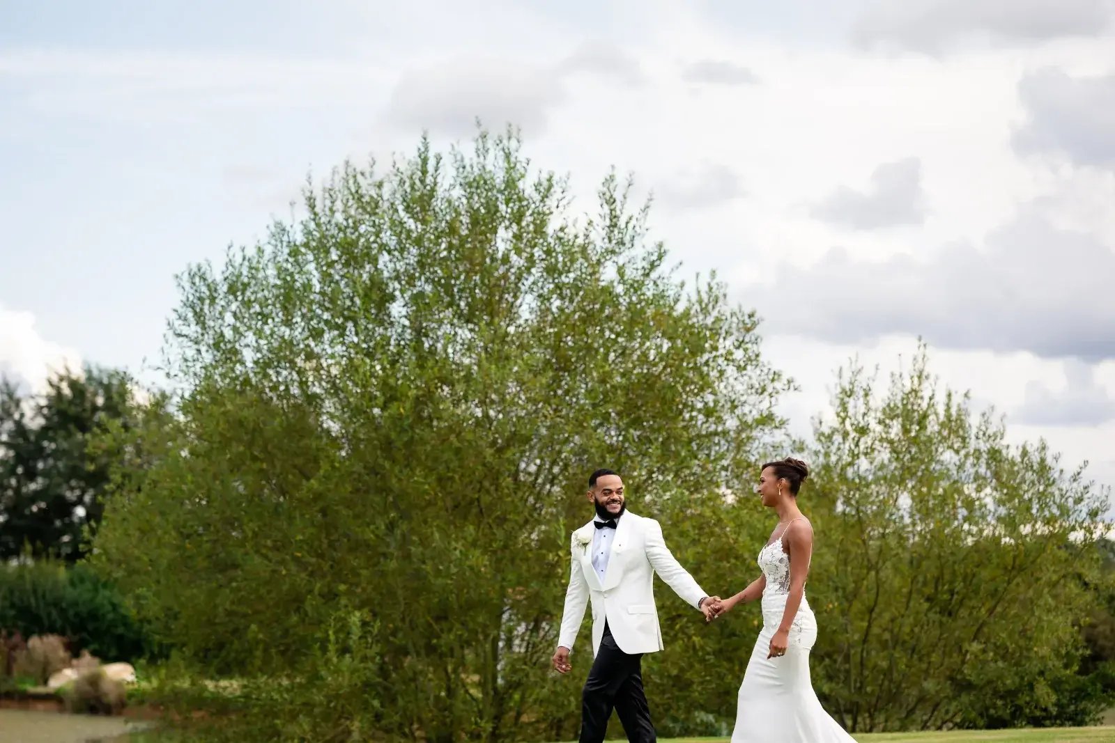 high-house-weddings-exclusive-events-venue-pauls-studio-photography-sophie-tim-3-1600x1067